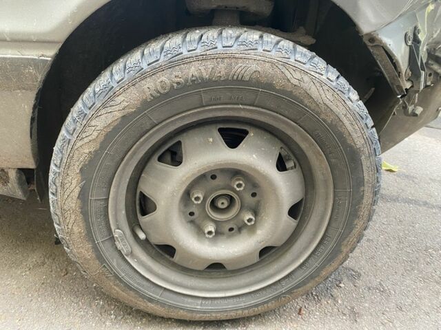 Сірий Ауді 80, об'ємом двигуна 1.8 л та пробігом 268 тис. км за 900 $, фото 15 на Automoto.ua