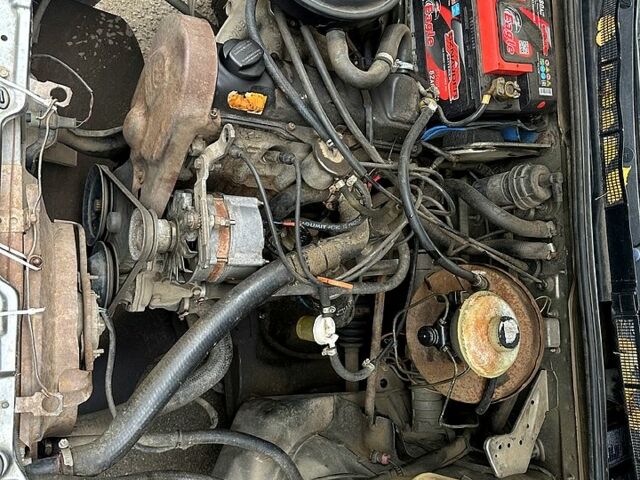 Сірий Ауді 80, об'ємом двигуна 1.6 л та пробігом 267 тис. км за 1700 $, фото 6 на Automoto.ua