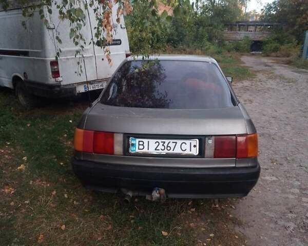 Серый Ауди 80, объемом двигателя 1.8 л и пробегом 200 тыс. км за 1600 $, фото 8 на Automoto.ua