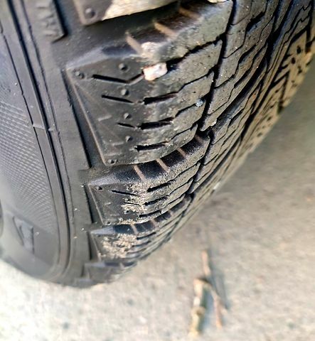 Серый Ауди 80, объемом двигателя 1.8 л и пробегом 350 тыс. км за 1500 $, фото 3 на Automoto.ua