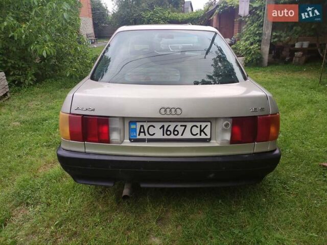 Серый Ауди 80, объемом двигателя 1.8 л и пробегом 309 тыс. км за 2000 $, фото 3 на Automoto.ua