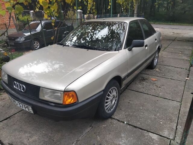 Серый Ауди 80, объемом двигателя 1.8 л и пробегом 3 тыс. км за 1400 $, фото 5 на Automoto.ua