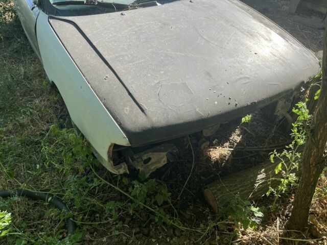 Серый Ауди 80, объемом двигателя 1.8 л и пробегом 100 тыс. км за 190 $, фото 5 на Automoto.ua