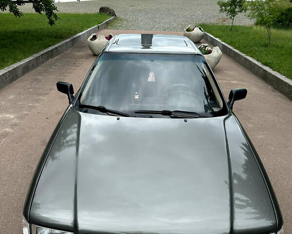 Серый Ауди 80, объемом двигателя 1.8 л и пробегом 200 тыс. км за 3200 $, фото 4 на Automoto.ua