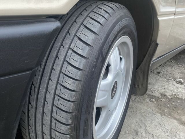 Сірий Ауді 80, об'ємом двигуна 1.8 л та пробігом 350 тис. км за 2400 $, фото 15 на Automoto.ua