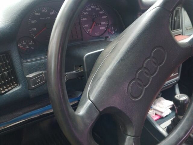 Серый Ауди 80, объемом двигателя 1.8 л и пробегом 200 тыс. км за 1600 $, фото 8 на Automoto.ua