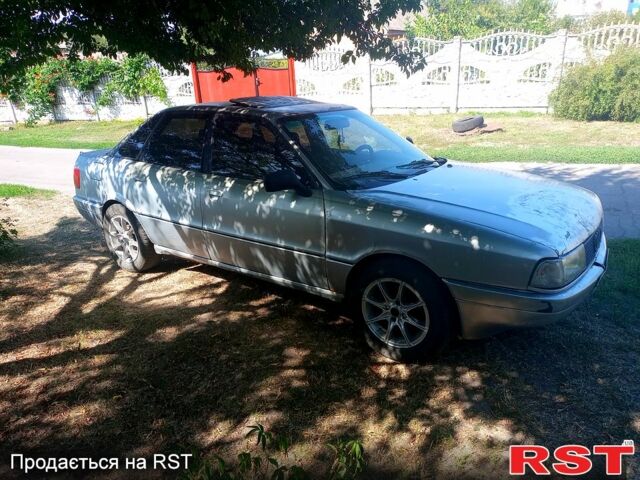 Серый Ауди 80, объемом двигателя 1.6 л и пробегом 0 тыс. км за 1100 $, фото 4 на Automoto.ua