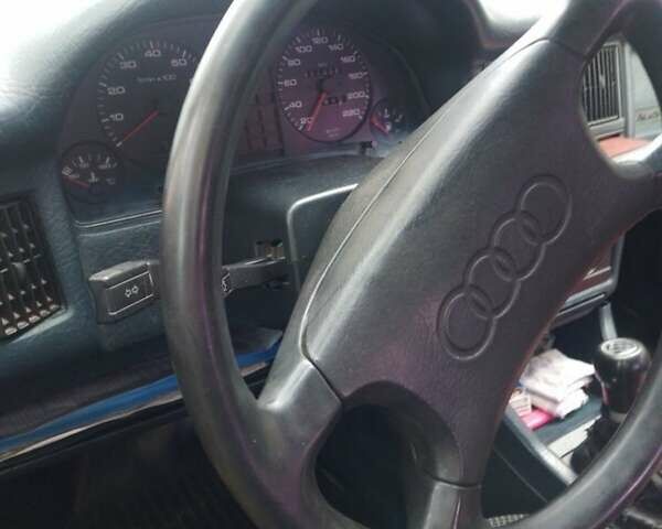 Серый Ауди 80, объемом двигателя 1.8 л и пробегом 200 тыс. км за 1600 $, фото 7 на Automoto.ua