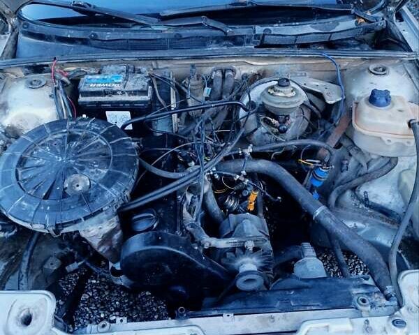 Сірий Ауді 80, об'ємом двигуна 1.8 л та пробігом 285 тис. км за 1500 $, фото 15 на Automoto.ua