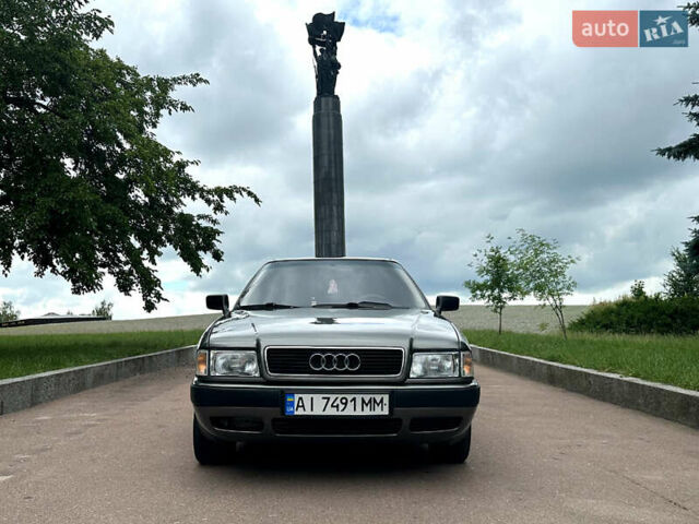 Серый Ауди 80, объемом двигателя 1.8 л и пробегом 200 тыс. км за 3200 $, фото 3 на Automoto.ua