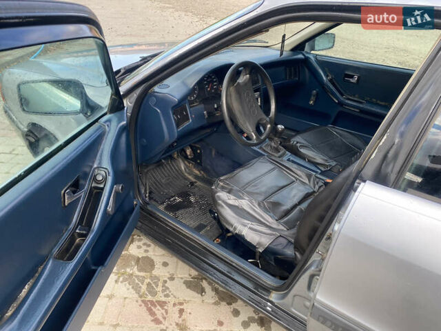 Серый Ауди 80, объемом двигателя 1.78 л и пробегом 301 тыс. км за 999 $, фото 8 на Automoto.ua