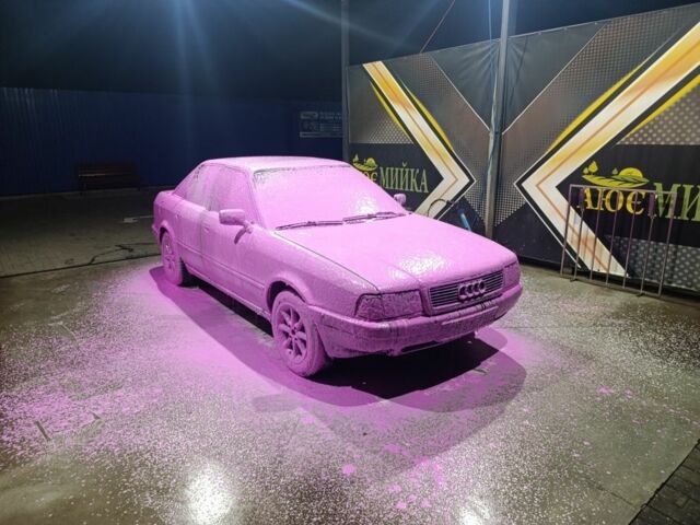 Серый Ауди 80, объемом двигателя 1.8 л и пробегом 300 тыс. км за 2200 $, фото 2 на Automoto.ua