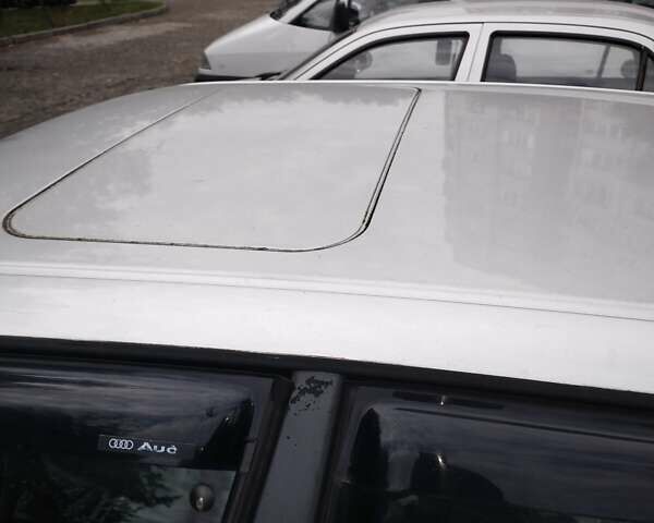 Серый Ауди 80, объемом двигателя 1.8 л и пробегом 420 тыс. км за 1100 $, фото 2 на Automoto.ua