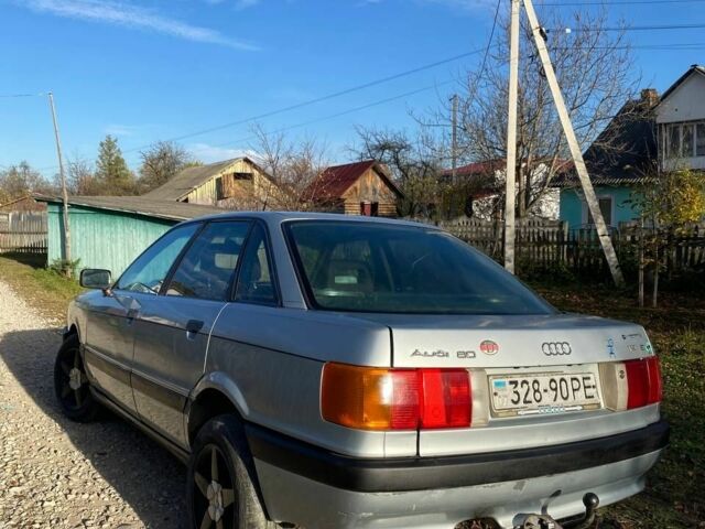 Серый Ауди 80, объемом двигателя 1.8 л и пробегом 270 тыс. км за 1300 $, фото 4 на Automoto.ua