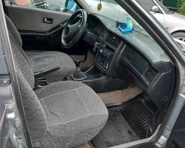 Сірий Ауді 80, об'ємом двигуна 1.8 л та пробігом 391 тис. км за 1950 $, фото 18 на Automoto.ua