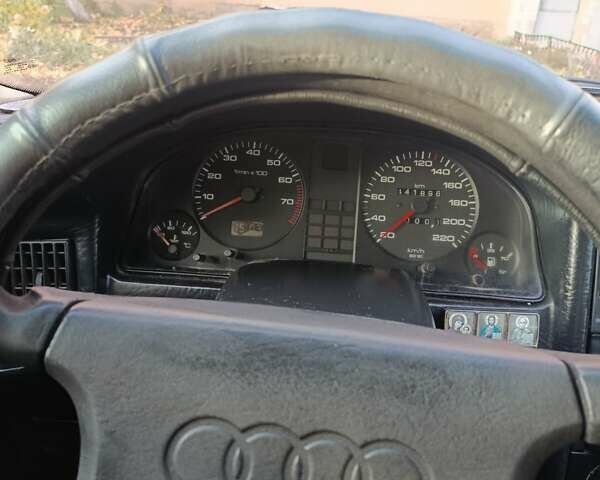 Серый Ауди 80, объемом двигателя 1.8 л и пробегом 442 тыс. км за 2500 $, фото 3 на Automoto.ua