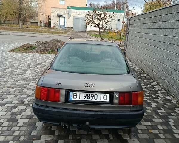 Серый Ауди 80, объемом двигателя 1.8 л и пробегом 442 тыс. км за 2500 $, фото 10 на Automoto.ua