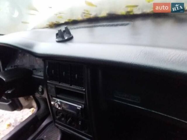 Серый Ауди 80, объемом двигателя 1.8 л и пробегом 250 тыс. км за 1300 $, фото 8 на Automoto.ua