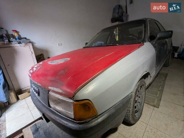 Серый Ауди 80, объемом двигателя 1.8 л и пробегом 450 тыс. км за 550 $, фото 2 на Automoto.ua