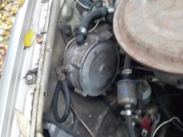 Сірий Ауді 80, об'ємом двигуна 1.8 л та пробігом 250 тис. км за 1300 $, фото 14 на Automoto.ua