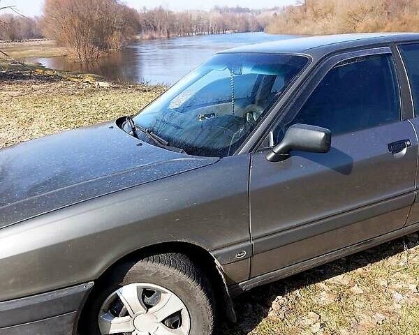 Сірий Ауді 80, об'ємом двигуна 1.8 л та пробігом 300 тис. км за 2600 $, фото 3 на Automoto.ua