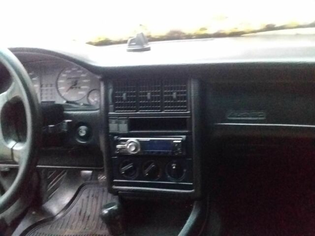 Сірий Ауді 80, об'ємом двигуна 1.8 л та пробігом 250 тис. км за 1300 $, фото 7 на Automoto.ua