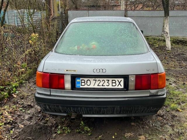 Серый Ауди 80, объемом двигателя 1.8 л и пробегом 700 тыс. км за 650 $, фото 3 на Automoto.ua