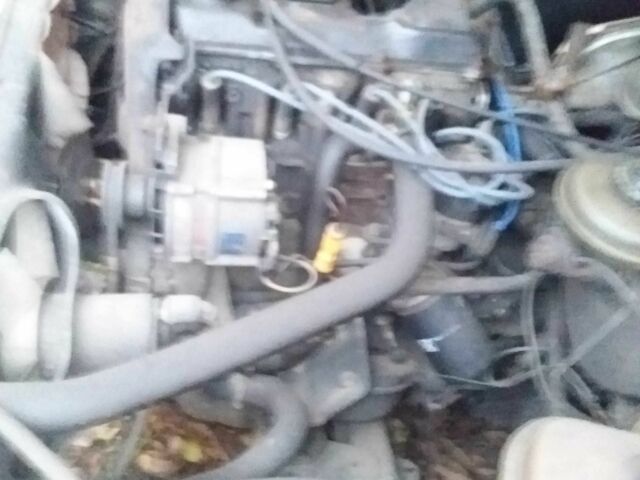 Сірий Ауді 80, об'ємом двигуна 1.8 л та пробігом 250 тис. км за 1300 $, фото 15 на Automoto.ua