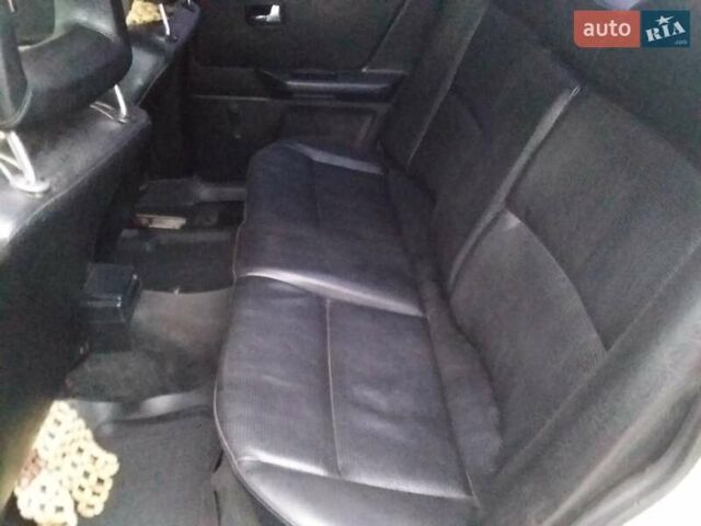 Серый Ауди 80, объемом двигателя 1.8 л и пробегом 250 тыс. км за 1300 $, фото 5 на Automoto.ua