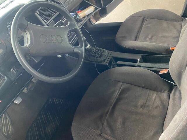 Сірий Ауді 80, об'ємом двигуна 1.8 л та пробігом 250 тис. км за 1300 $, фото 4 на Automoto.ua