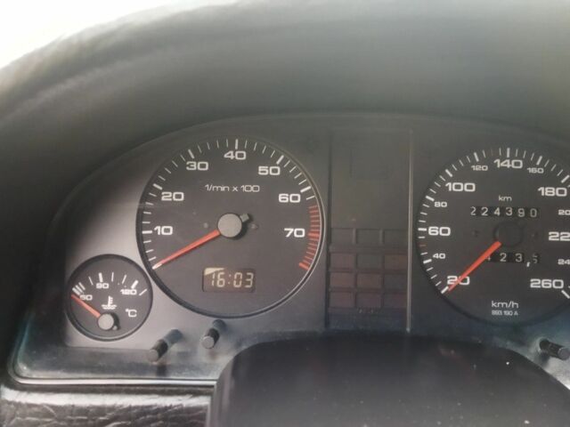 Сірий Ауді 80, об'ємом двигуна 1.8 л та пробігом 224 тис. км за 1400 $, фото 5 на Automoto.ua