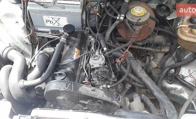 Серый Ауди 80, объемом двигателя 1.8 л и пробегом 350 тыс. км за 1950 $, фото 3 на Automoto.ua