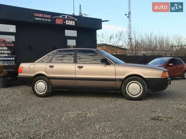 Серый Ауди 80, объемом двигателя 1.8 л и пробегом 277 тыс. км за 3000 $, фото 6 на Automoto.ua