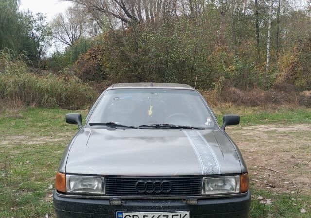 Серый Ауди 80, объемом двигателя 1.6 л и пробегом 1 тыс. км за 1325 $, фото 3 на Automoto.ua