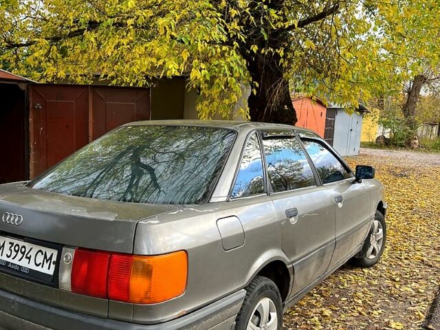 Серый Ауди 80, объемом двигателя 1.8 л и пробегом 390 тыс. км за 2150 $, фото 5 на Automoto.ua