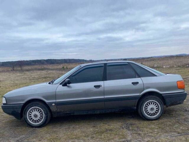 Серый Ауди 80, объемом двигателя 1.8 л и пробегом 300 тыс. км за 2500 $, фото 3 на Automoto.ua