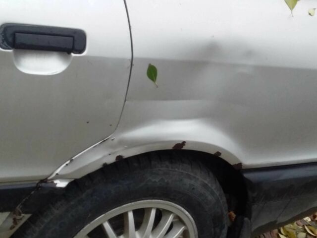 Сірий Ауді 80, об'ємом двигуна 1.8 л та пробігом 250 тис. км за 1300 $, фото 3 на Automoto.ua