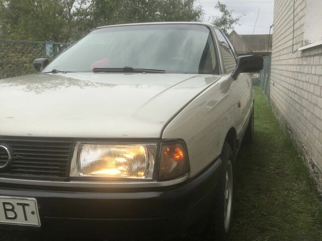 Сірий Ауді 80, об'ємом двигуна 1.8 л та пробігом 332 тис. км за 1500 $, фото 4 на Automoto.ua