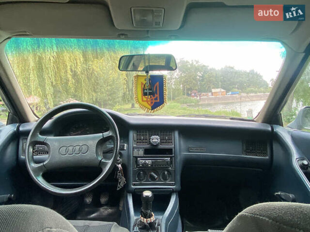 Серый Ауди 80, объемом двигателя 1.6 л и пробегом 485 тыс. км за 2350 $, фото 7 на Automoto.ua