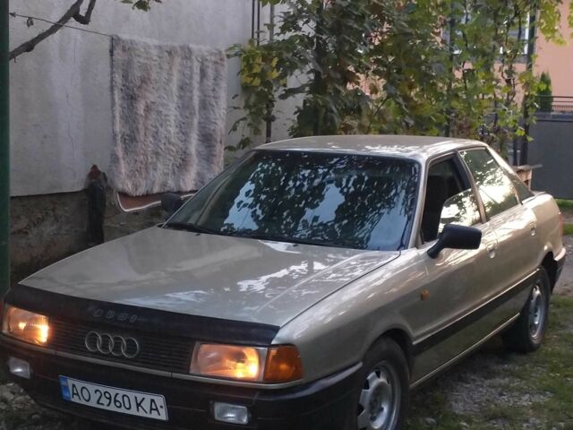 Сірий Ауді 80, об'ємом двигуна 1.6 л та пробігом 300 тис. км за 1600 $, фото 7 на Automoto.ua