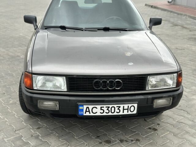 Серый Ауди 80, объемом двигателя 1.8 л и пробегом 100 тыс. км за 1850 $, фото 5 на Automoto.ua