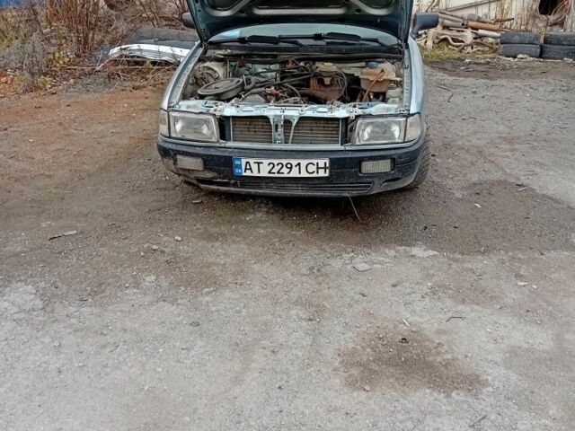 Сірий Ауді 80, об'ємом двигуна 1.8 л та пробігом 280 тис. км за 650 $, фото 2 на Automoto.ua