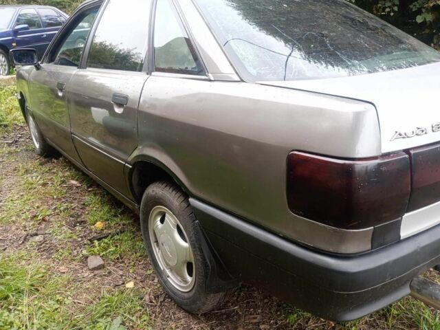 Сірий Ауді 80, об'ємом двигуна 1 л та пробігом 500 тис. км за 1000 $, фото 5 на Automoto.ua