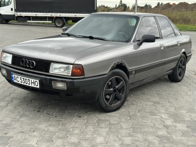 Серый Ауди 80, объемом двигателя 1.8 л и пробегом 100 тыс. км за 1850 $, фото 1 на Automoto.ua