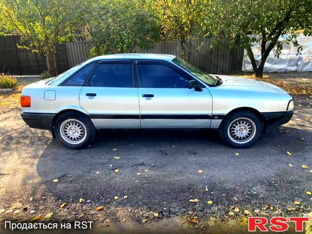 Сірий Ауді 80, об'ємом двигуна 2 л та пробігом 200 тис. км за 950 $, фото 1 на Automoto.ua