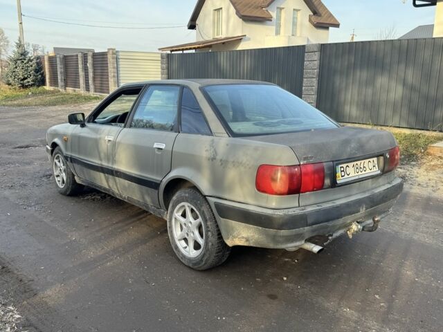 Серый Ауди 80, объемом двигателя 1.9 л и пробегом 200 тыс. км за 1350 $, фото 3 на Automoto.ua