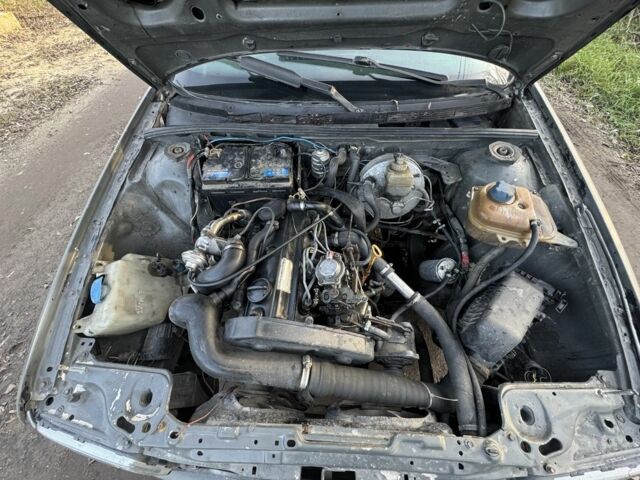 Серый Ауди 80, объемом двигателя 1.9 л и пробегом 200 тыс. км за 1350 $, фото 5 на Automoto.ua