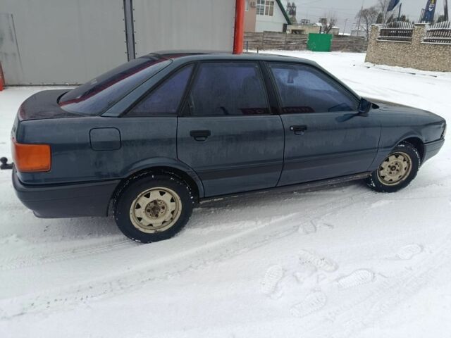 Сірий Ауді 80, об'ємом двигуна 2 л та пробігом 400 тис. км за 1300 $, фото 1 на Automoto.ua