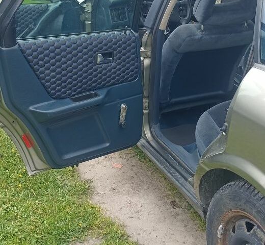 Сірий Ауді 80, об'ємом двигуна 1.8 л та пробігом 266 тис. км за 1400 $, фото 20 на Automoto.ua