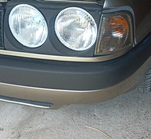 Сірий Ауді 80, об'ємом двигуна 1.8 л та пробігом 266 тис. км за 1400 $, фото 9 на Automoto.ua